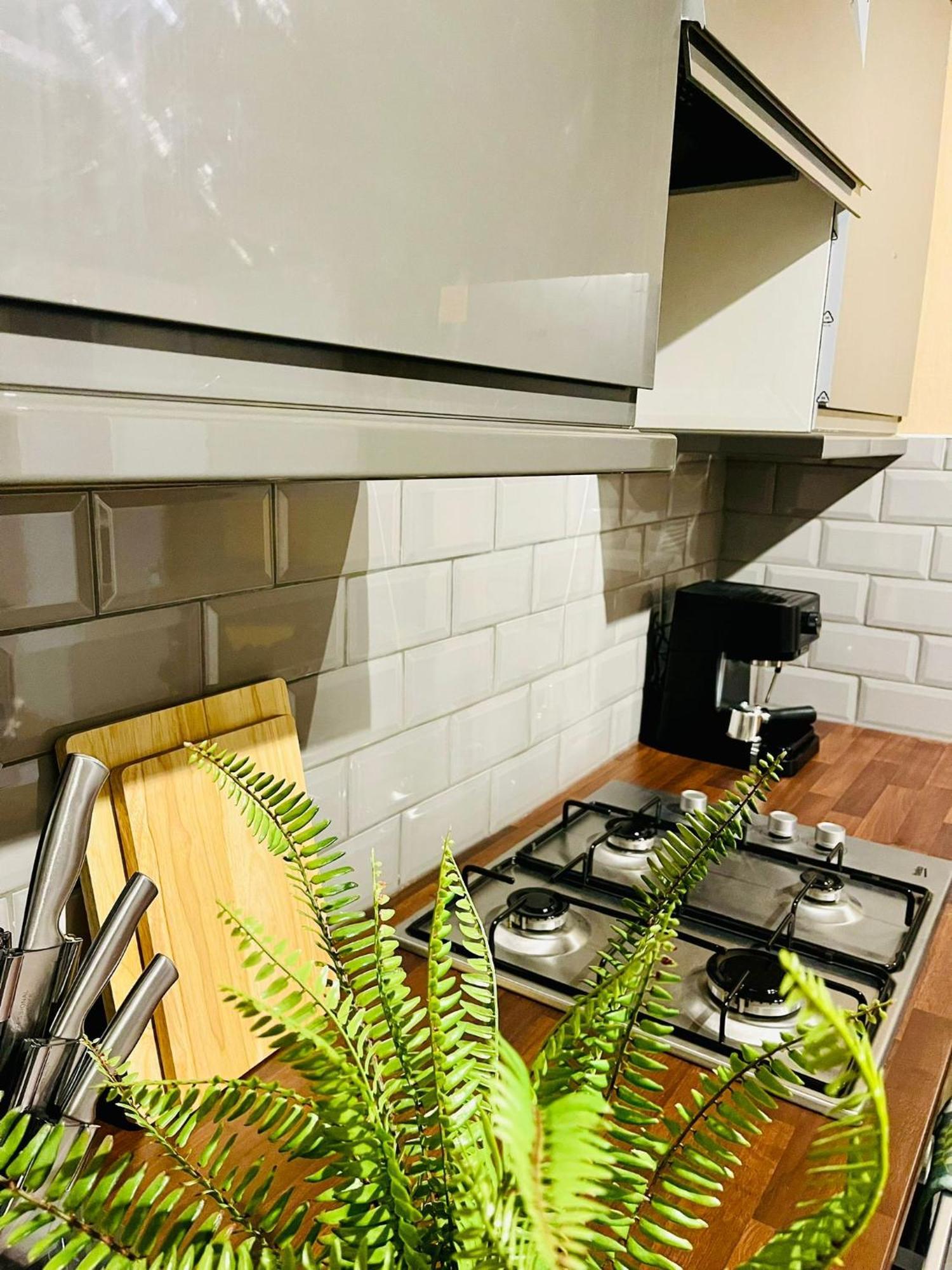 Ensuite Family In Stratford London