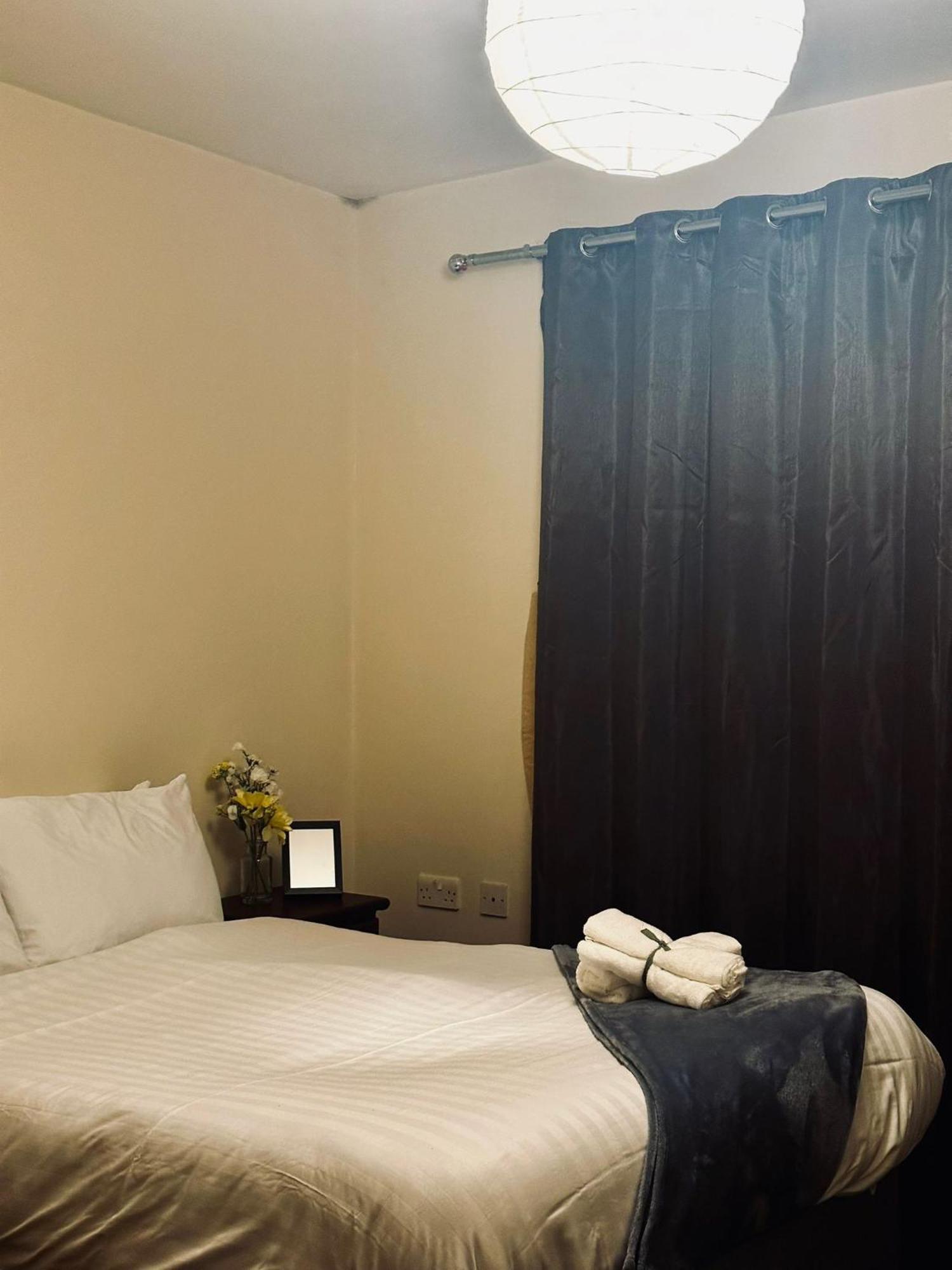 Ensuite Family In Stratford Guest house *