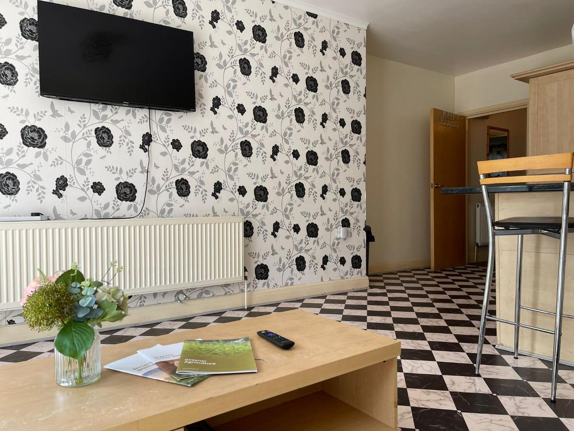 Ensuite Family In Stratford Guest house *