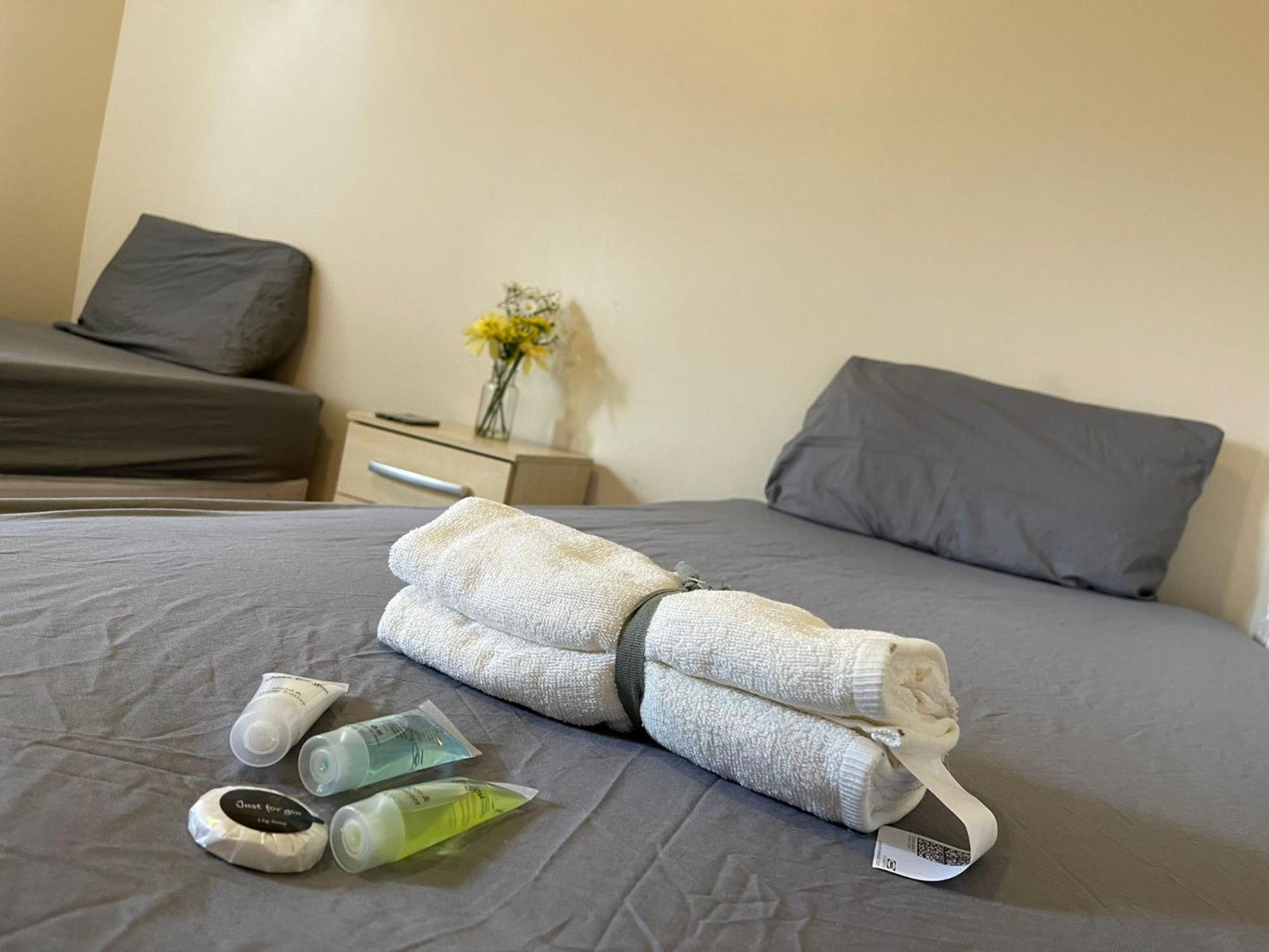 Ensuite Family In Stratford Guest house